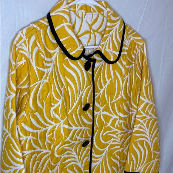 Trimdin Artisan Reversible Fabric Yellow Patterned Women's Jacket - Picture 2 of 12